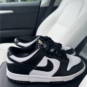 Nike Classic Black and White Low-Tops